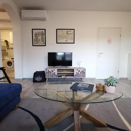 Διαμέρισμα Bonvenon2center